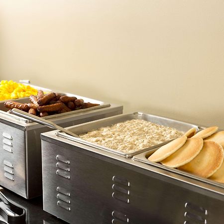 Best Western Laval-Montreal & Conference Centre Екстер'єр фото
