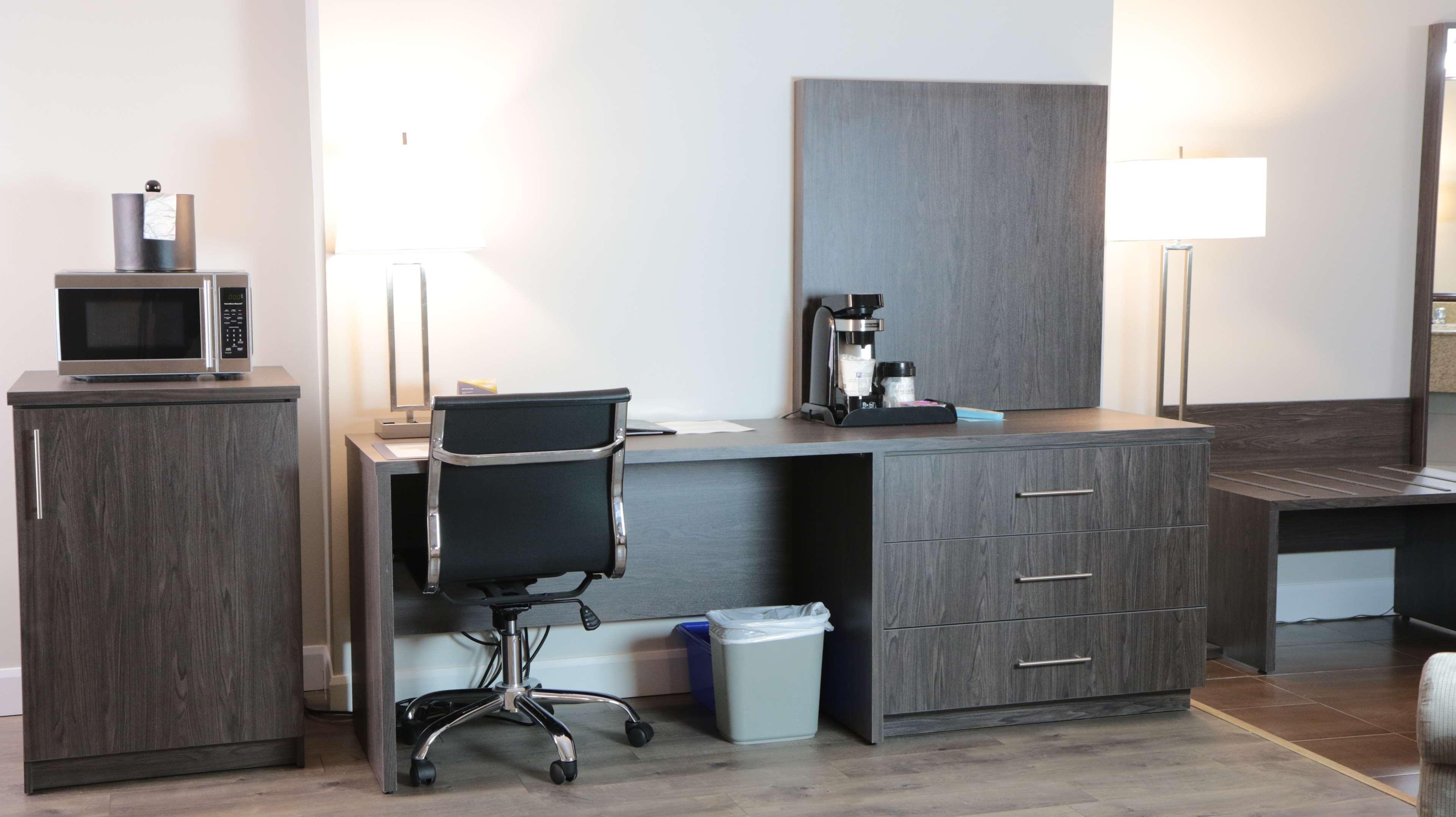Best Western Laval-Montreal & Conference Centre Екстер'єр фото