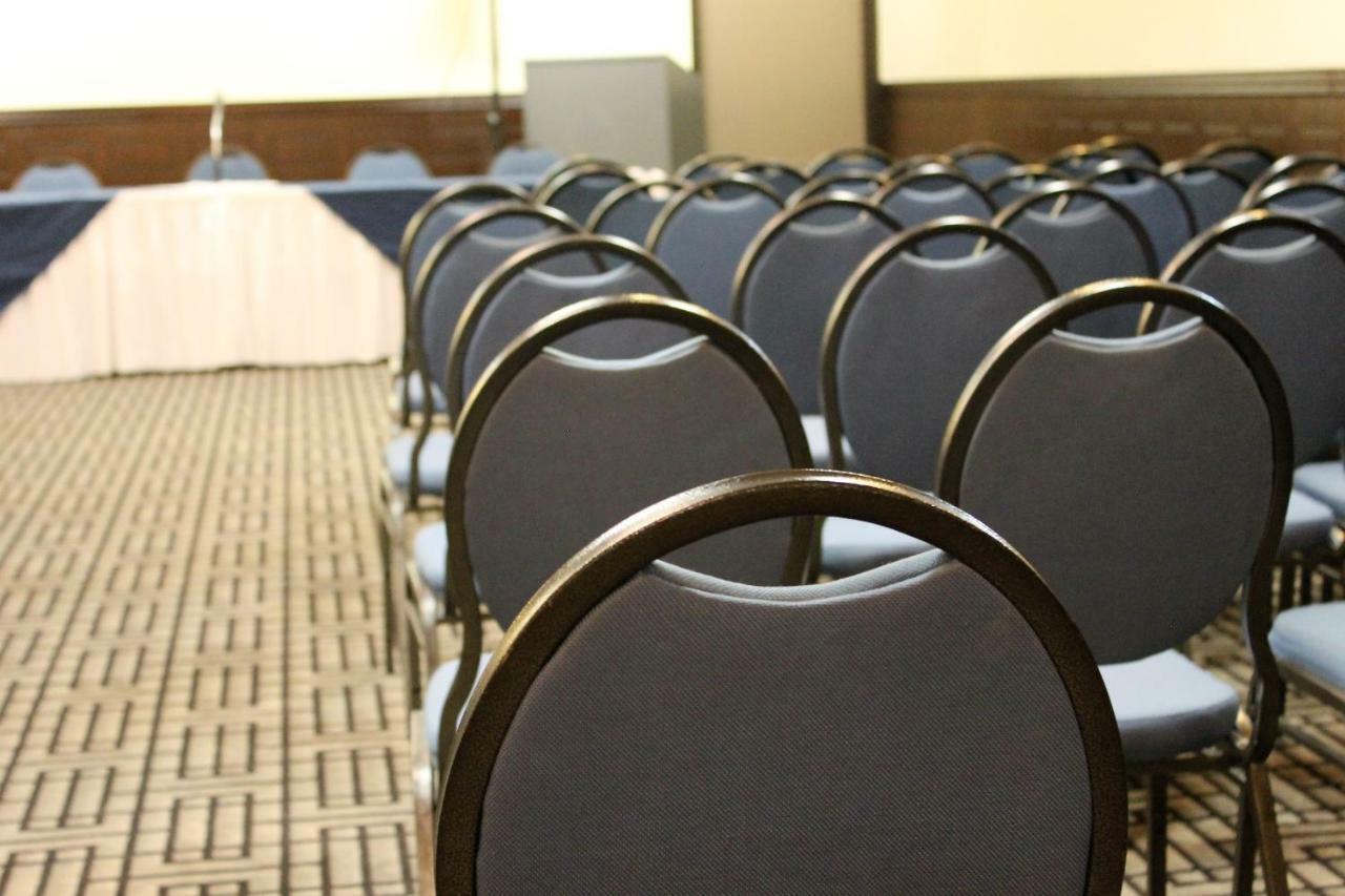 Best Western Laval-Montreal & Conference Centre Екстер'єр фото