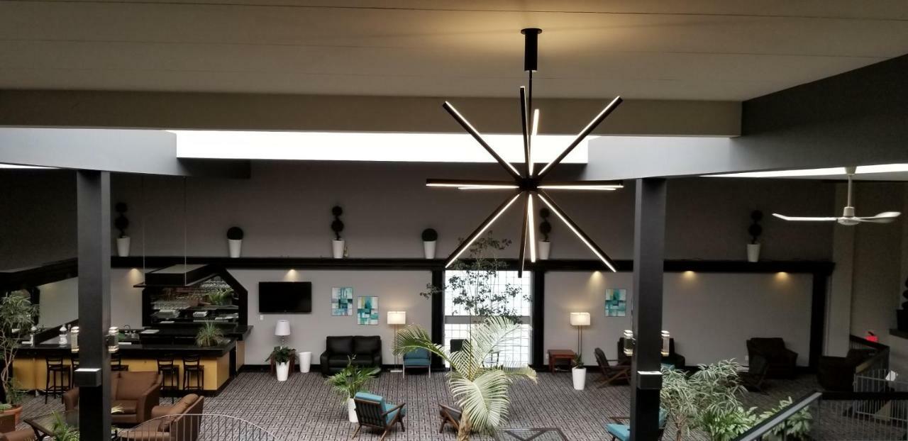 Best Western Laval-Montreal & Conference Centre Екстер'єр фото